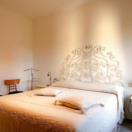 Appartamento Vicino Al Centro Di ออลเบีย ภายนอก รูปภาพ